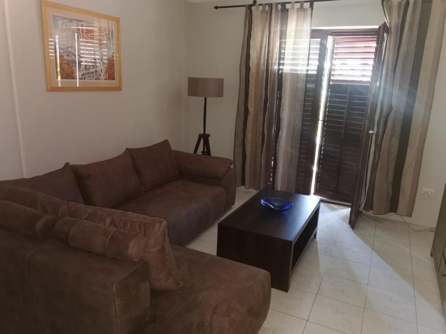 Apartmani I Sobe Goca 赫尔采格诺维 外观 照片